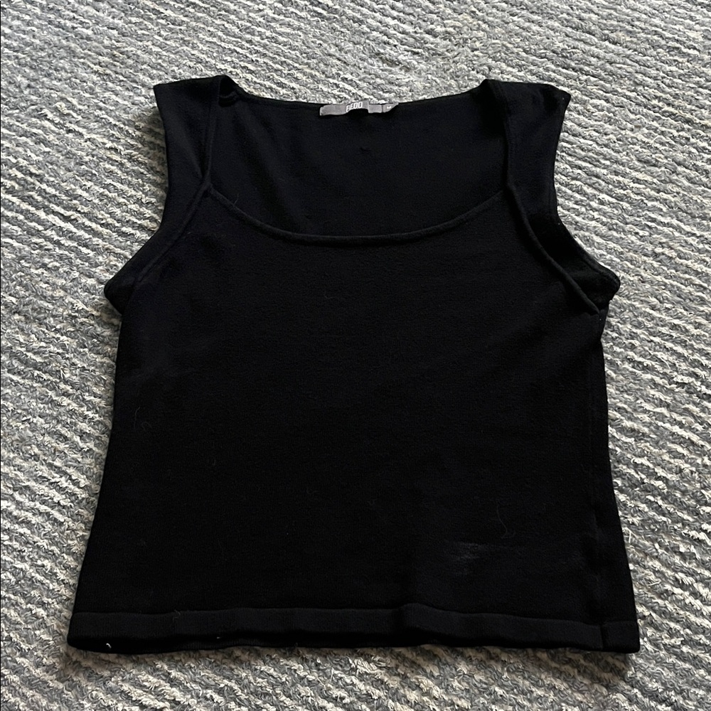 Chic Black Sleeveless Tank Top